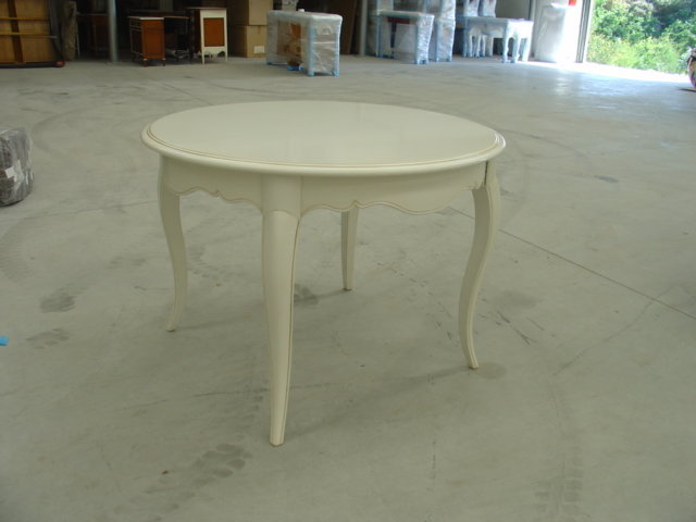 Round table.JPG