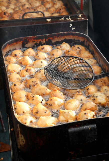 oliebollen bakken