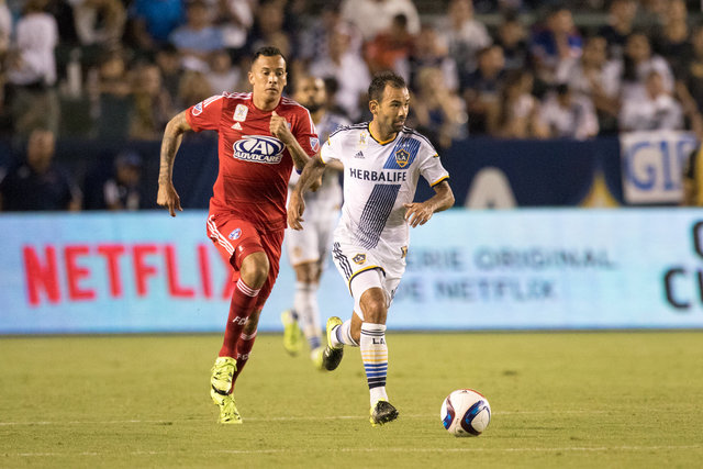 Lena_Galaxy_FC-Dallas_1000.jpg