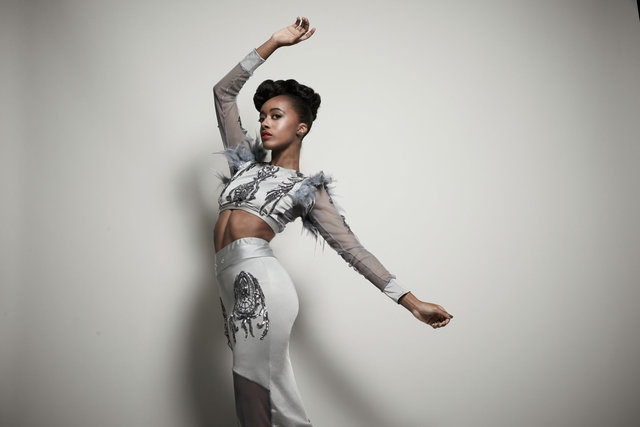SAGIRAH_SHOT_03_970_Retouched_V3.jpeg