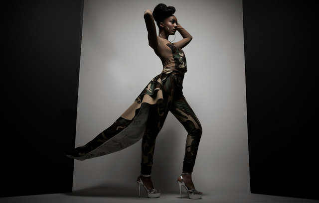 SAGIRAH_SHOT_08_2636_Retouched_V3.jpeg