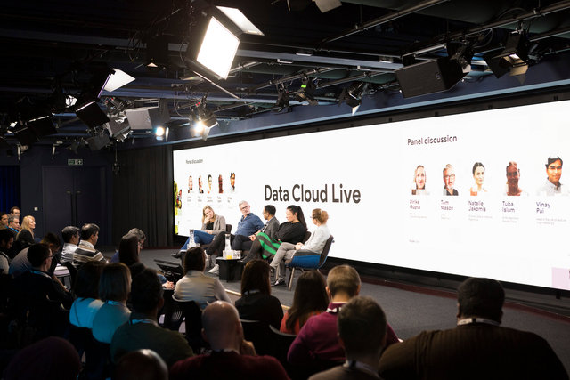 Data-Cloud-Live-8005-Edit.jpg