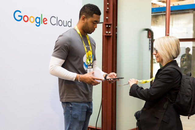 Google@AI-Summit-Day2-5449.jpg