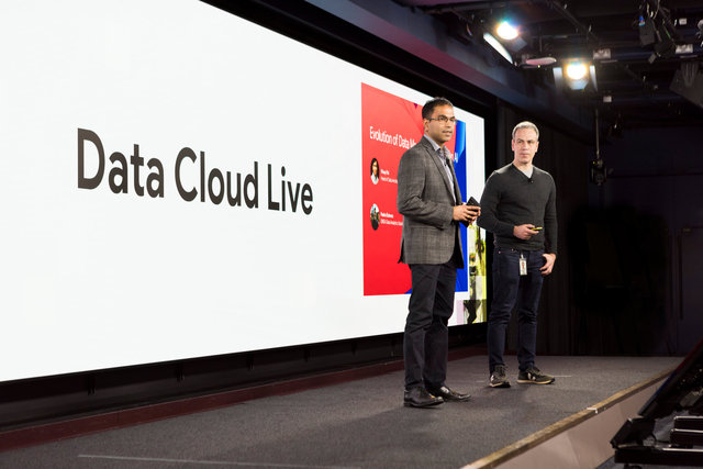 Data-Cloud-Live-5220-Edit.jpg