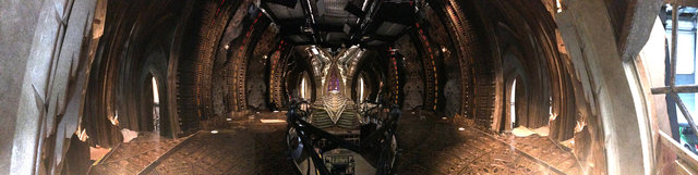 KLINGON SARCOPHAGUS SHIP: BRIDGE