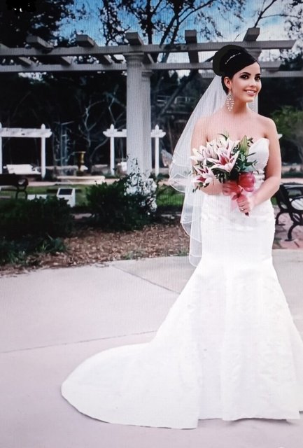 TAYLOR CRAPPS - BRIDAL PORTRAIT