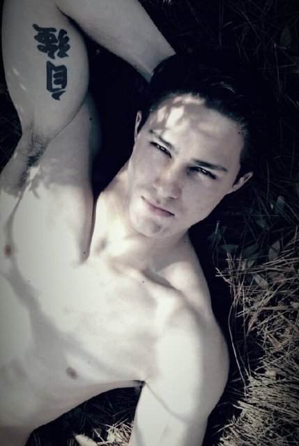 DILLON PRUITT- MODEL