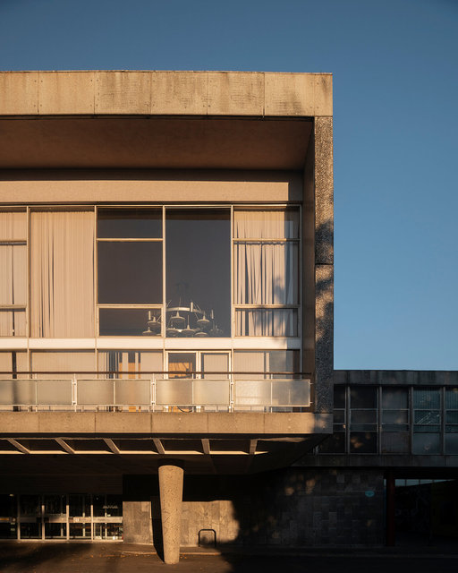 lowresPlymouth_Council_House_RDD110826I.jpg