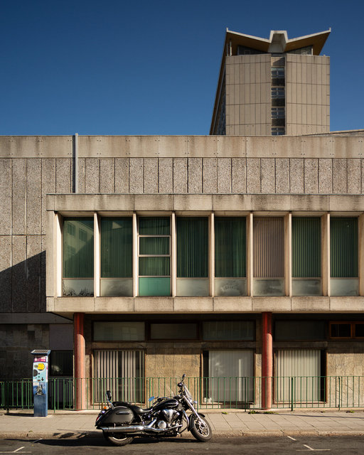 lowresPlymouth_Council_House_RDD0509026D.jpg