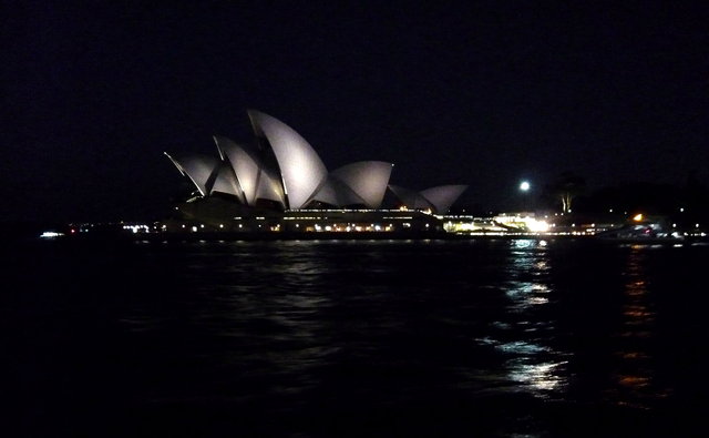 Opera House at Night (2) VB.jpg