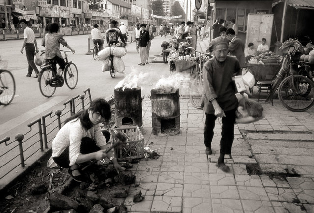 China coal street BW.jpg