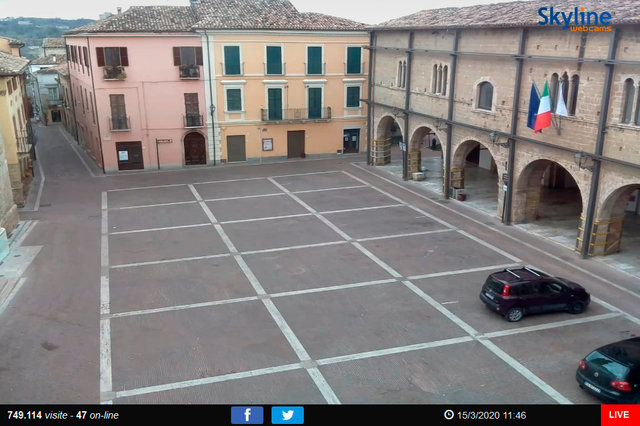 08_Campli - Piazza Vittorio Emanuele II.TIF
