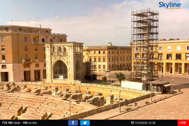21_Lecce - Piazza Santo Oronzo.TIF