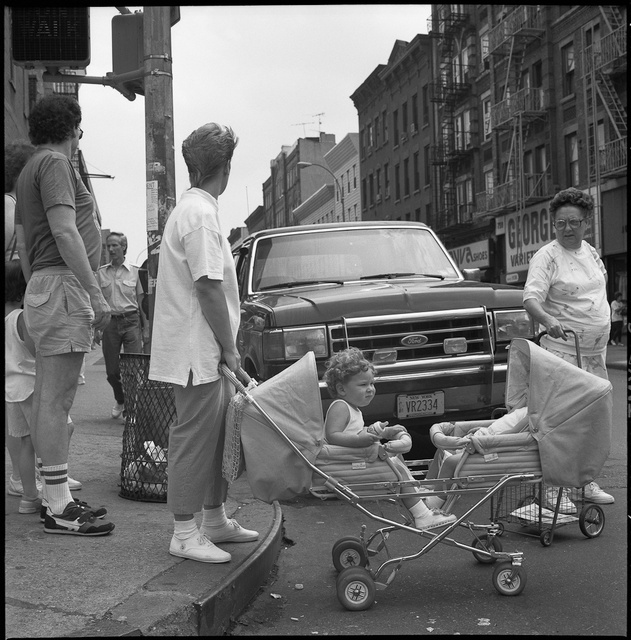 Williamsburg double baby carriage, cleaned.jpg