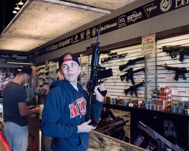 JohnFPeters_WEB_GUNSHOP_04.JPG