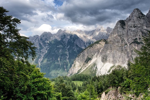 4AR_1200 - Version 2.jpg