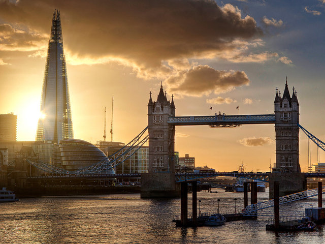 Tower Bridge: London