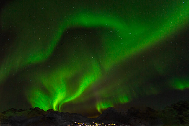 Polarlicht über Tasiilaq, Ost-Grönland