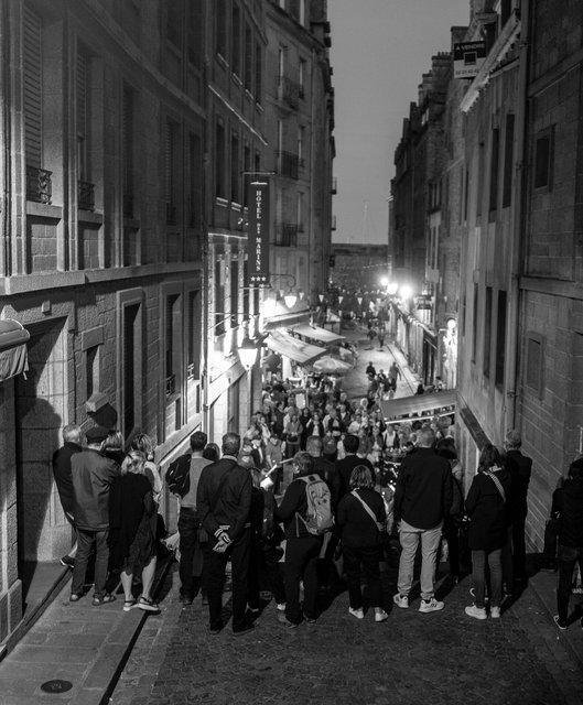Street entertainment Saint Malo style-75.jpg