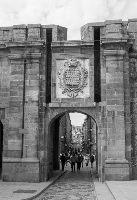 Porte Saint Vincent, St Malo-109.jpg