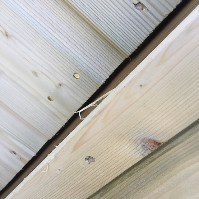 Poor quality of finishing on door