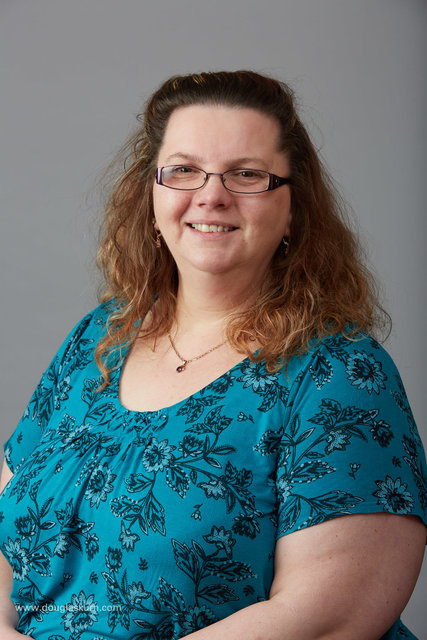 Helen McLoughlin-2216.jpg