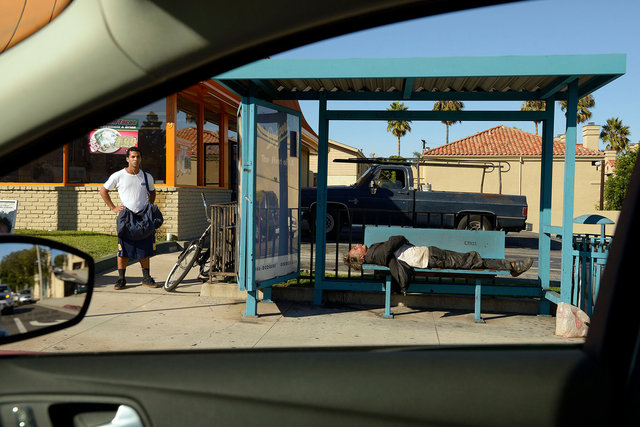 0039_labusstopliedown.jpg