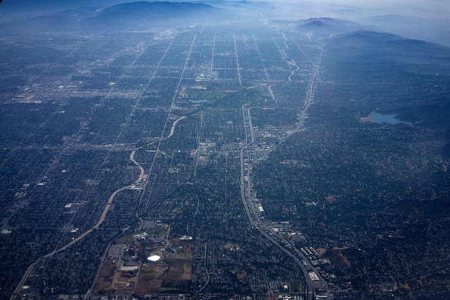 0062_lafernandovalleyaerial.jpg
