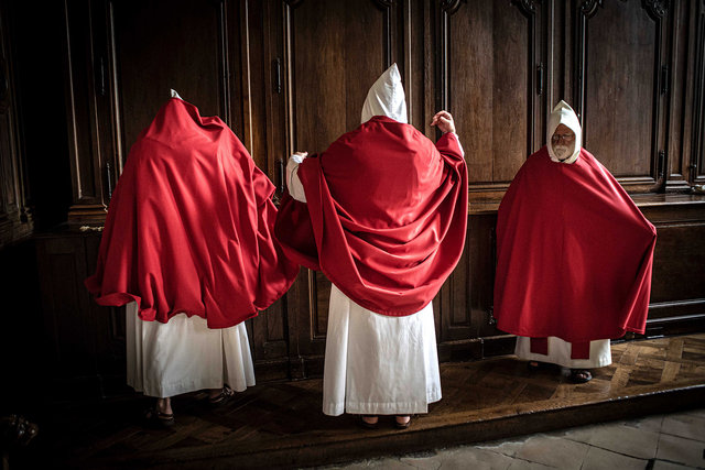 Abbaye de Mondaye pour Famille Chrétienne