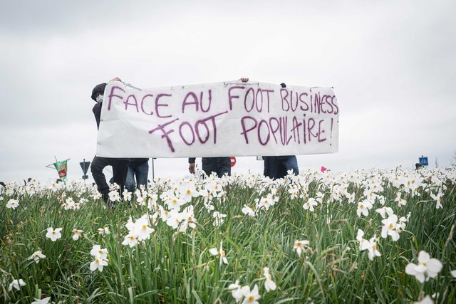 Manifestation à Rennes, REA