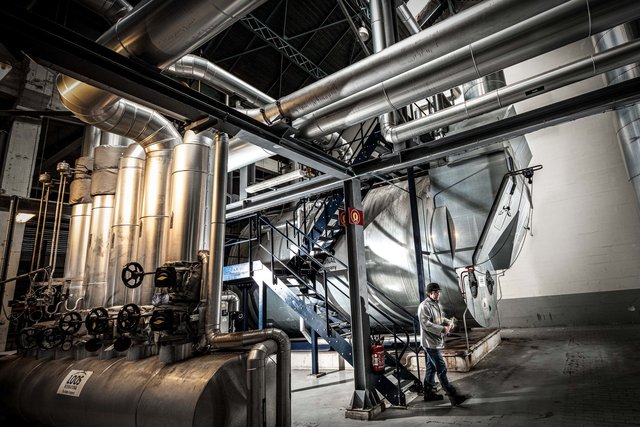 100 ans d' l'usine Renault du Mans, pour Groupe Renault ( Agence Caillé Associés)