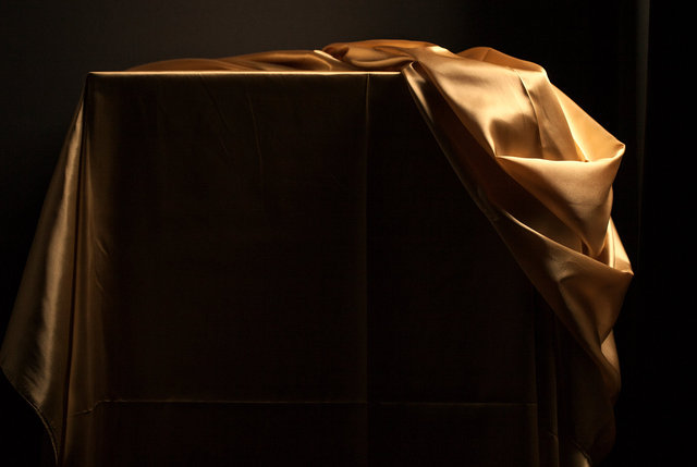 Gold_cloth_7_IMG_6291_WEB.jpg