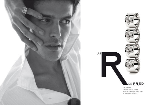 <font color="#aaa7a6">Catalogue, maquette (4/8).</font>