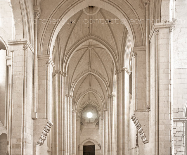 Candes-Saint-Martin