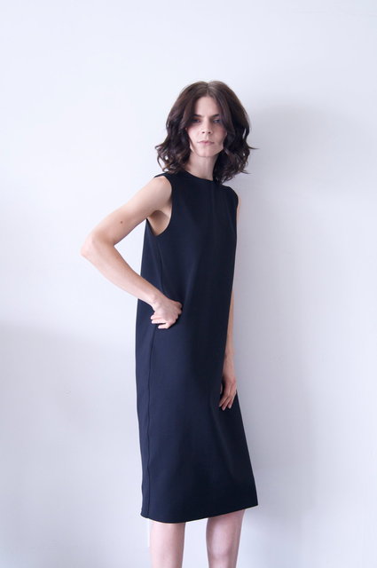 tottie dress in black neoprene 550.00