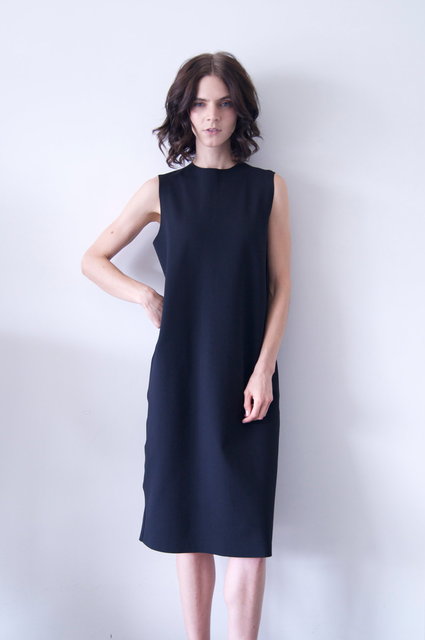 tottie dress in black neoprene 550.00