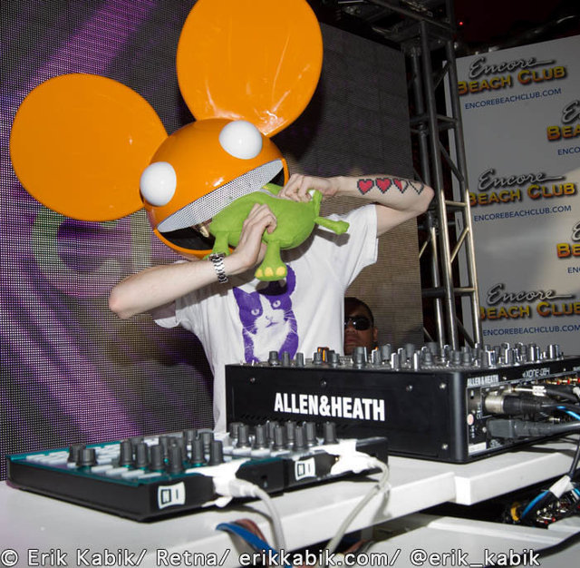 5_30_11_C_deadmau5_kabik-21 copy.jpg