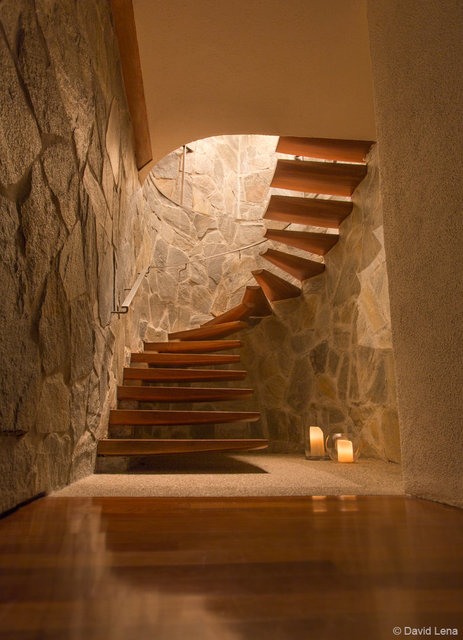 Lena_Wolff_SpiralStaircase_VB_WM.jpg