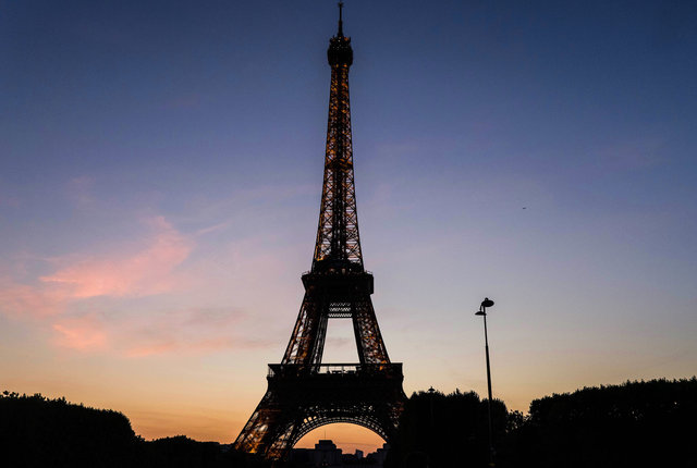 Eiffel Tour 1.jpg