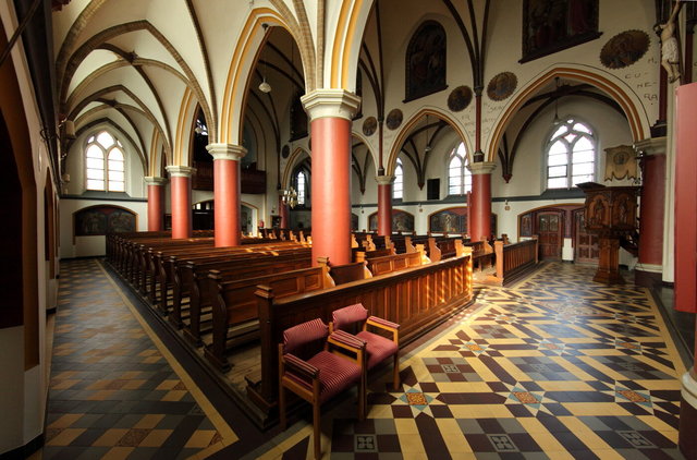 kerkinterieur vilsteren - het oversticht