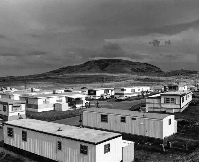 3edf92e3-b4a7-4673-bc7f-e37f437fdc04_953x776 copy.jpg