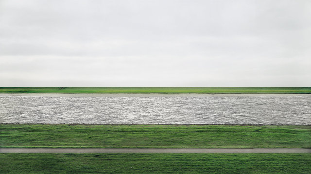 Gursky, Rhein II.jpg
