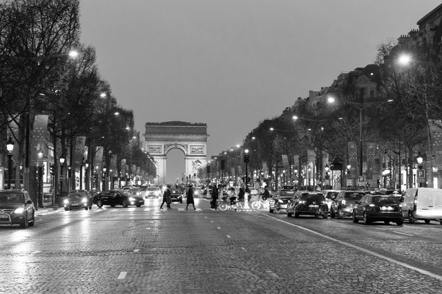 Champs Elysées-005.jpg