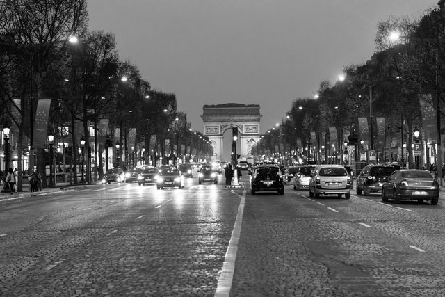 Champs Elysées-004.jpg