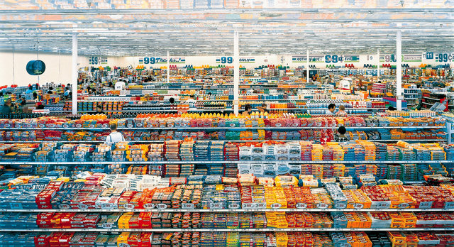 FC.714_10I_GURSKY_714R3_cv_FINAL-Artsy-JPEG_4000-pixels-long-scaled.jpg