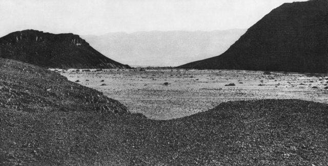 UNNAMED ROAD 009, 2011.jpg