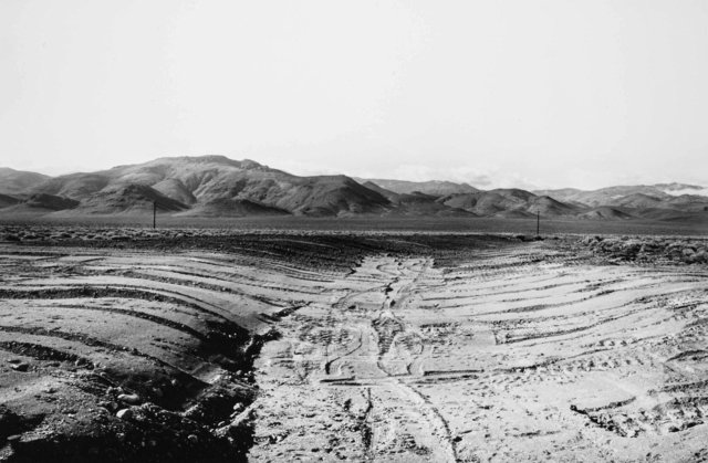 Nevada 33, looking West,1977.jpg