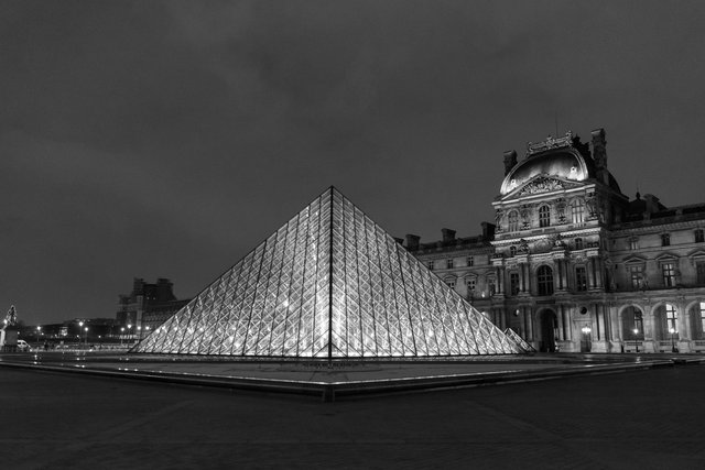 Louvre-014.jpg