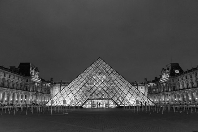 Louvre-004.jpg