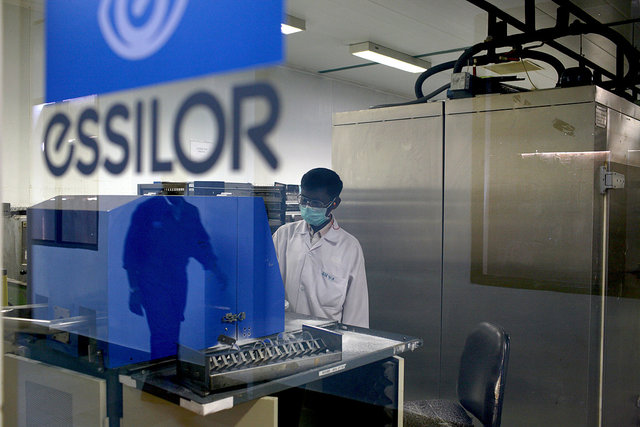 05ESSILOR3371.jpg